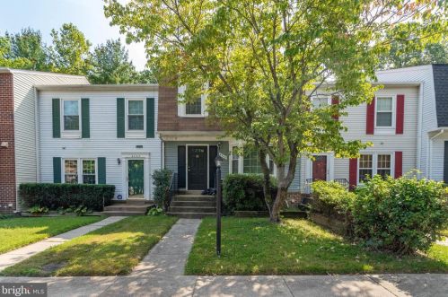 4449 Starling Ct, Woodbridge, VA 22193-1876