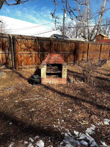 4860 Logan St, Englewood CO 80113-6843 exterior