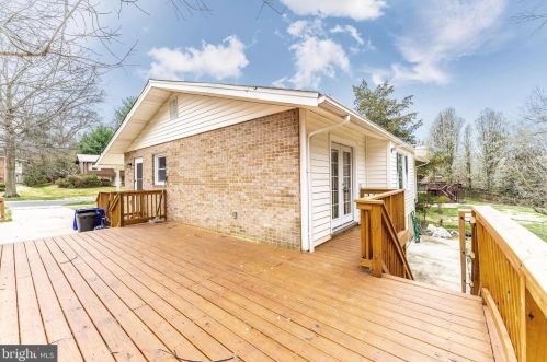 908 Devere Dr, Silver Spring MD 20903-1625 exterior