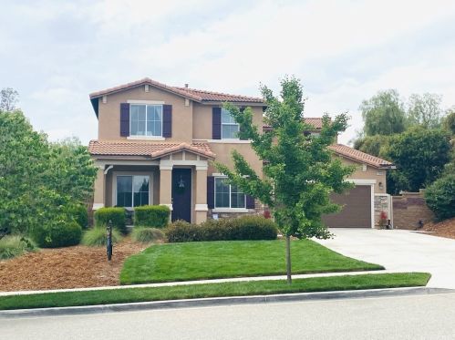 12046 18th St, Yucaipa, CA 92399-7202