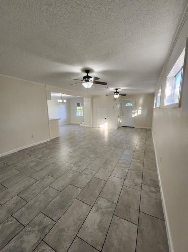 112 Mathews St, Bellvue TX  77418-1534 exterior