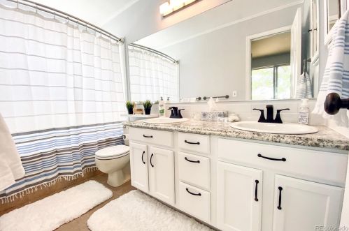 3668 Fundy Way, Aurora CO  80013-3946 exterior