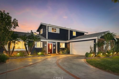 1282 1st St, Tustin, CA 92780-3806