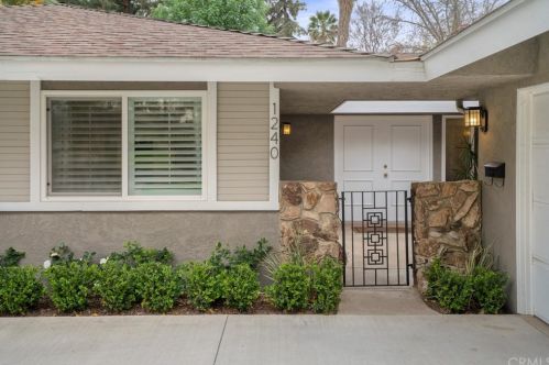 1240 Lyndhurst Dr, Riverside, CA 92507-5944