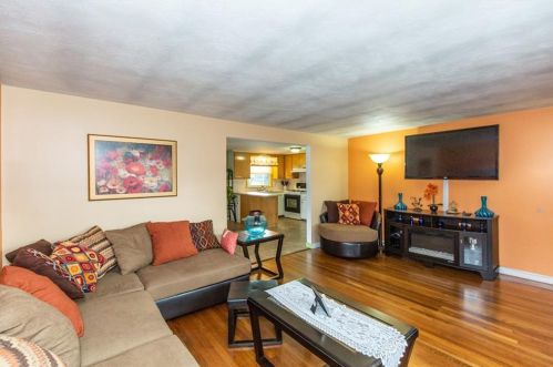 27 Williams St, Providence, RI 02903-2917