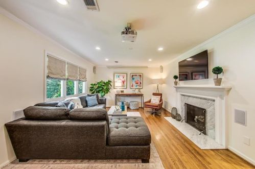 2452 Elizabeth Ann Ln, Atlanta GA  30324-3713 exterior