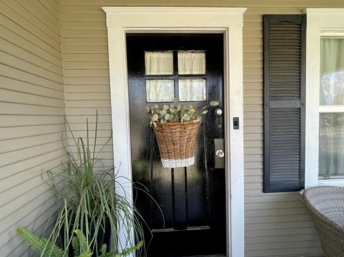 320 Thor St, Turlock, CA 95380-4031