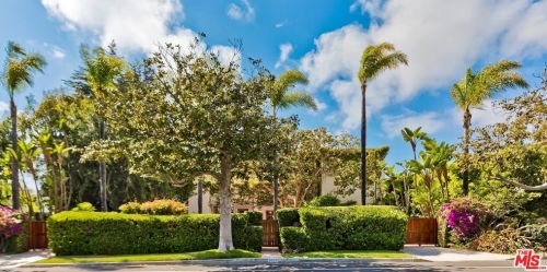 1609 San Vicente Blvd, Santa Monica, CA 90402-2207