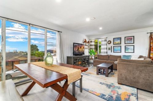 528 Ihe St, Honolulu HI  96817-2237 exterior