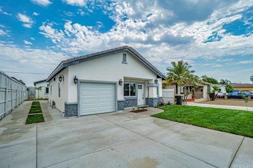 7319 Rood St, Paramount, CA 90723-2015