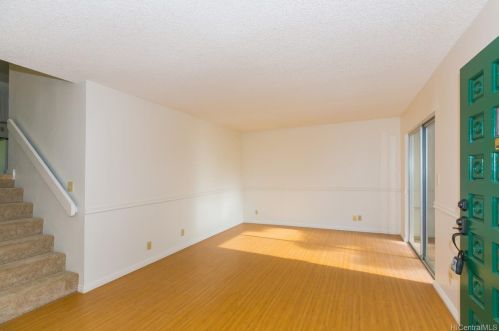 92-1272 Kikaha St, Kapolei, HI 96707-1553