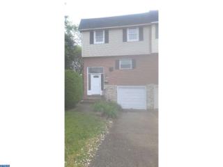 3626 Sussex Ln, Philadelphia, PA 19114-1816