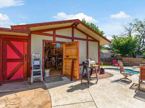 7600 Chasewood Dr, Fort Worth TX  exterior