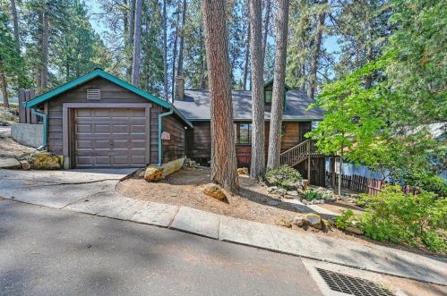 138 Mainhart Dr, Grass Valley, CA 95945-7206