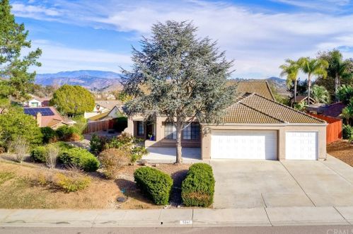 5244 Triple Crown Dr, Bonsall, CA 92003-3511
