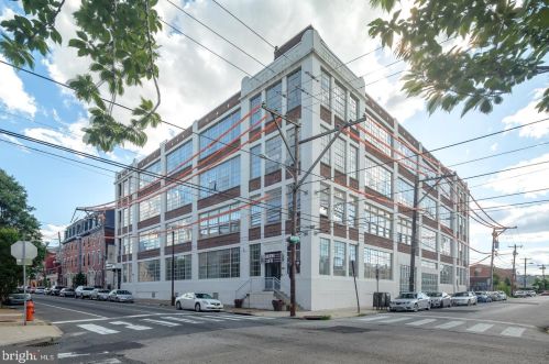 720 5th St, Philadelphia PA  19123-2804 exterior