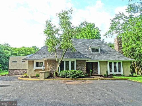 304 Rose Valley Rd, Media, PA 19086-6521
