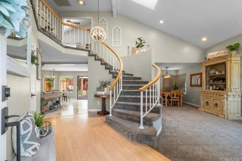 430 Lake Breeze Pl, Simi Valley, CA 93065-6718