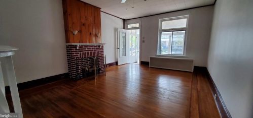 21 Ross St, Lancaster PA  17602-1924 exterior