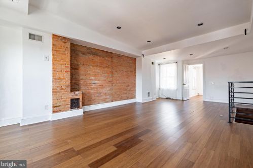 827 28th St, Philadelphia PA  19130-1724 exterior