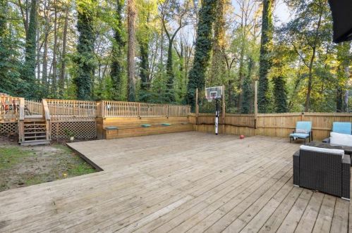 2856 Baker Ridge Dr, Atlanta GA  30318-7227 exterior