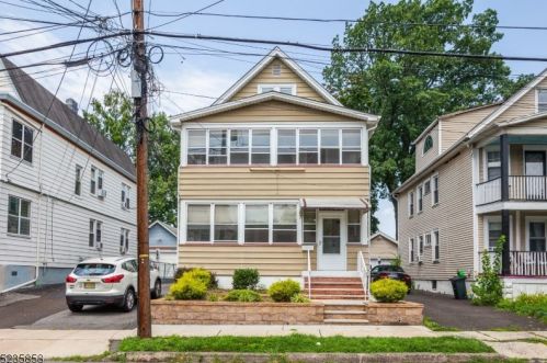 7 Chapman St, Bloomfield NJ  07003-3710 exterior