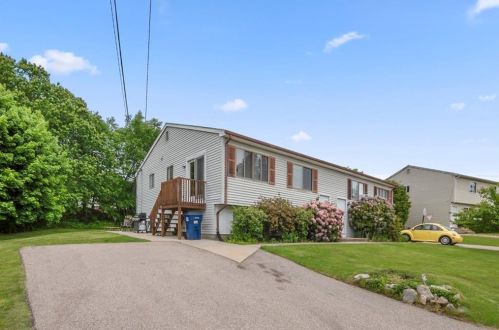 38 Meadowview Ter, Westerly, RI 02891-1771