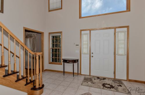 6905 Prairie Dr, Spring Grove, IL 60081-8320
