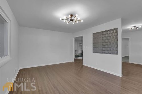 3007 Dogwood Dr, Atlanta GA  30344-3905 exterior