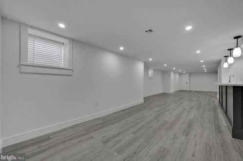 114 Running Pump Rd, Lancaster PA  17603-2245 exterior