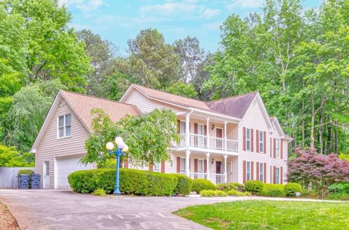2953 Paddock Trl, Duluth, GA 30096-3709