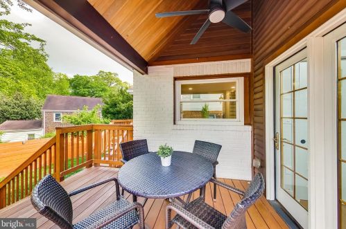 403 Dale Dr, Silver Spring MD  20910-5528 exterior