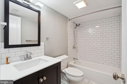 1726 Lombard St, Philadelphia PA  19147-1531 exterior