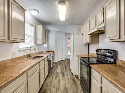 6828 Buenos Aires Dr, Fort Worth TX  76180-6568 exterior