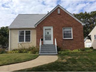 2600 Jefferson St, Minneapolis MN  55418-2826 exterior