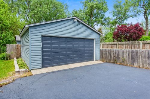 8738 Oakwood Ave, Hammond IN  46321-2732 exterior