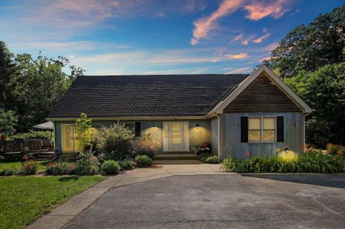 26547 Brown Ave, Antioch, IL 60002-8185