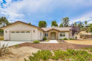 24539 Novato Pl, Ramona, CA 92065-4168