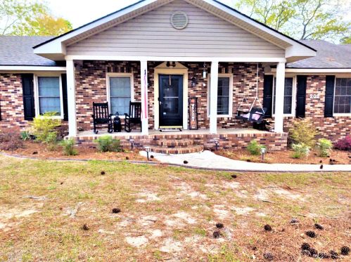202 Shuman Dr, Statesboro, GA 30458-4476