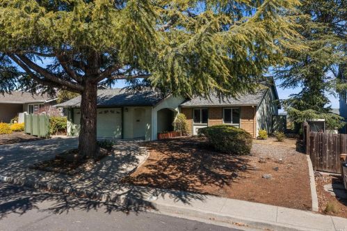 118 Gill Way, Benicia, CA 94510-1612