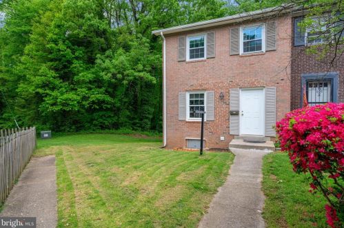 14842 Anderson Ct, Woodbridge, VA 22193-1220