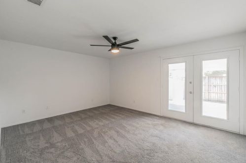 2406 Limestone Ln, Garland TX exterior