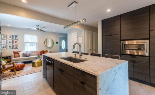 9907 Markham St, Silver Spring MD 20901-2233 exterior