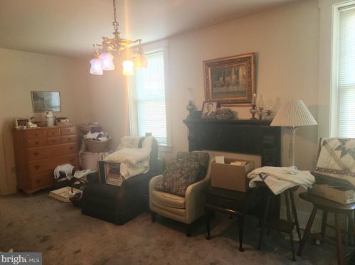 750 Summit Dr, Lancaster PA  17601-1152 exterior