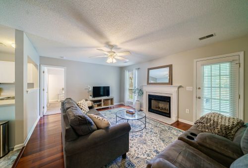 3072 Morningdale Dr, Mount Pleasant, SC 29466-8556