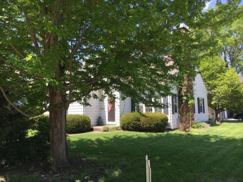 623 Morgan St, Nelson, IL 61021-2255