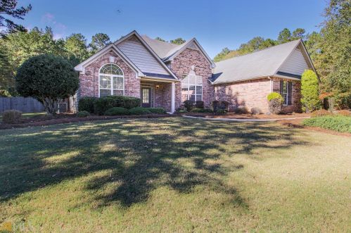 11 Cainbridge Park Dr, Newnan, GA 30263-6328