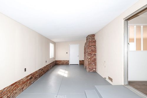 1220 Minaret Ave, Turlock CA  95380-5528 exterior