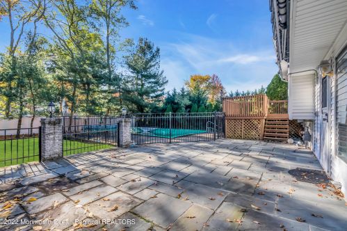 4 Judith Ct, Tinton Falls NJ  07712-4136 exterior