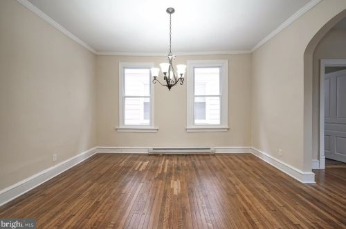 114 Ctr St, Camden NJ  08109-2201 exterior